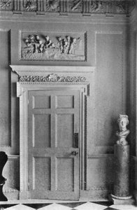 Un Umbral en el Salón de Charles Latham