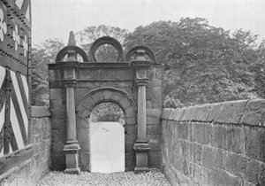 Entrada al jardín de Charles Latham