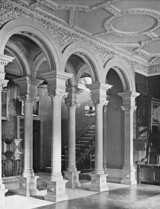 Trabajo en Piedra en el Salón de Charles Latham