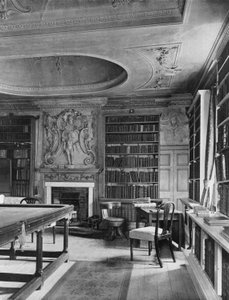 La vieja biblioteca de Charles Latham