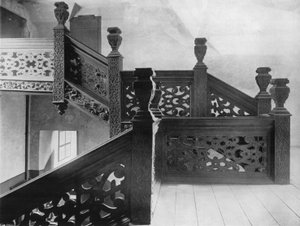 Galería superior de Charles Latham