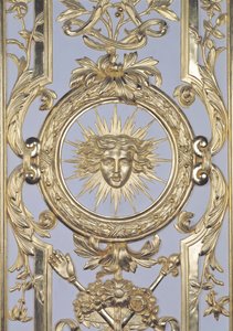 (Detalle) del panelado que representa el emblema de Luis XIV 1638-1715 del Salón de Venus, 1668 de Charles Le Brun