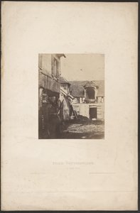 [Cour de ferme] / [Patio de una granja]