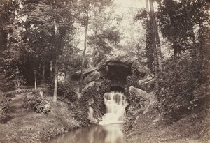 View of the Small Grotto toward the Deer Pond, Bois de Boulogne de Charles Marville
