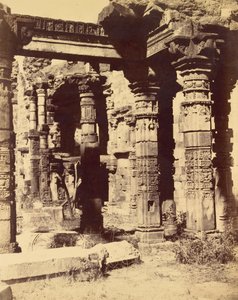 Exterior del templo hindú en Kootub de Charles Moravia