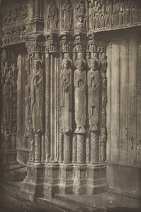 Catedral de Chartres. Puerta derecha del Portal Real, lado oeste, siglo XII, antes de julio de 1857 (foto) de Charles Nègre
