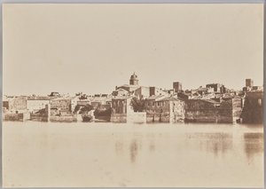 Vista desde las orillas del Ródano, "Arles" de Charles Nègre