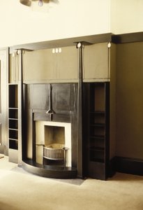 Chimenea pintada de negro, c.1914-c.1928