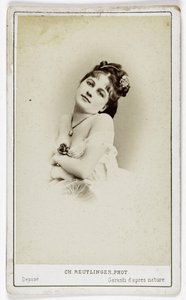 Retrato de la actriz Henriette Victoire Drouard (1851-1923). de Charles Reutlinger