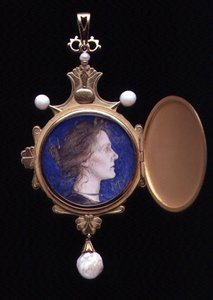 Colgante de Pegaso con miniatura de la Srta. Edith Emma Cooper (1862-1913) 1901