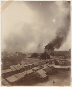 Un gran incendio en la puerta principal de Pekín de Chinese Photographer