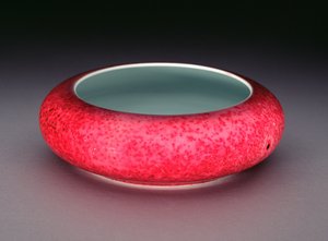 Lavador de pinceles de porcelana china con esmalte de melocotón