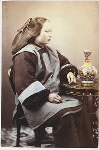 Fotografía coloreada a mano de una joven china de Chinese School