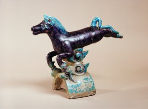 Teja de cumbrera con diseño de caballo volador, Ming