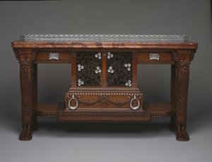 Consola Vanderbilt de Christian and Gustave  Herter