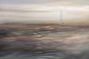 La serenidad de un velero entre la niebla