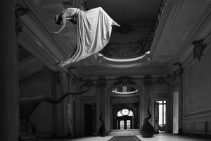 El sueño de una mansión flotante surrealista de Christine von Diepenbroek