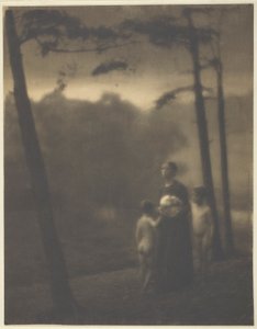 Tarde—Madre y niños de Clarence H. White
