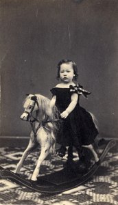 Niña en caballo de balancín, 1860s de Clark and Hamlin