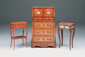 Mesa ocasional victoriana (izquierda)