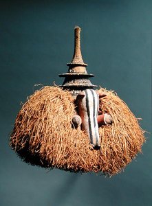 Máscara Zoomórfica (madera y fibra) de Congolese