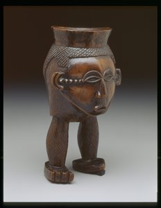 Copa en forma de cabeza sobre dos piernas, pueblo Lele de Congolese Congolese