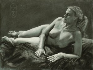 Figura desnuda pensativa