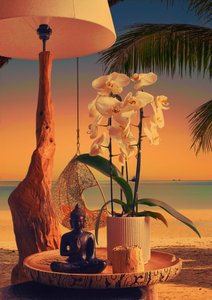 Puesta de sol en la playa de Orchid Buddha