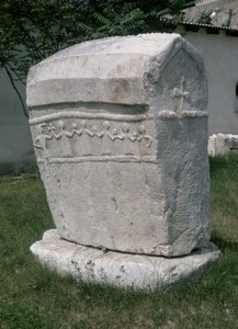 Lápida bogomil, siglo XIV-XV