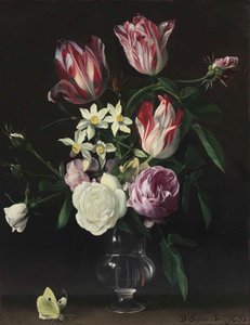 Rosas, tulipanes y narcisos en un jarrón de cristal, con una mariposa, sobre una repisa de Daniel Seghers