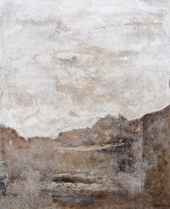 Paisaje montañoso en tonos apagados de Denise Quah