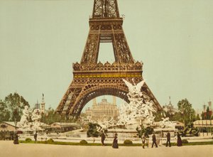 Torre Eiffel y fuente, Exposición Universal, París, Francia, c.1900 de Detroit Publishing Co.