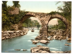 Puente Old Weir. Killarney, Condado de Kerry, Irlanda, c.1890-1900 (fotocromo)