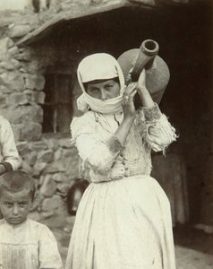Chica campesina armenia, Ereván de Dmitri Ivanovich Yermakov