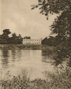 El Támesis limpio las orillas llenas de juncos por Syon House, c. 1935 de Donald McLeish
