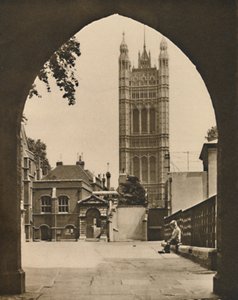 El Patio de los Pequeños Decanos en Westminster: Una vista de una escuela pública inglesa, c1935
