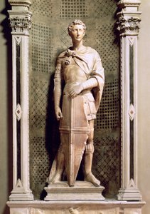 San Jorge en un nicho con un relieve de San Jorge matando al dragón abajo