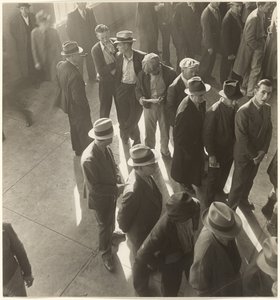 [Primeros días de subsidio de desempleo en California: A la espera de presentar la solicitud]. de Dorothea Lange