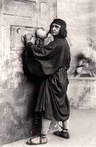 Whitworth Mitton, actor