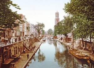 Vista del Oudegracht en Utrecht, 1890-1900 de Dutch Photographer