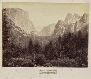 Valle de Yo-Sem-i-te, California. Una vista desde el sendero de Mariposa. Tis-sa-ack, Tu-toch-ah-nu-lah, Loya, Pohono de Eadweard J. Muybridge