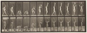 Placa 222. Agachándose y Levantando Jarra de Agua a la Cabeza y Girando de Eadweard Muybridge