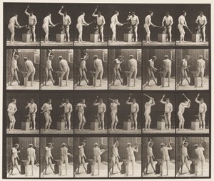 Placa 377. Herrero, dos modelos, martillando en el yunque, 1872-1885 de Eadweard Muybridge
