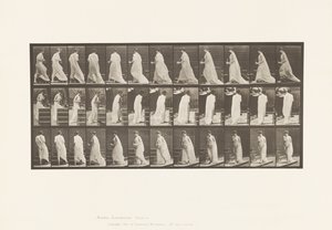 Placa 97. Girando para Subir Escaleras, con Jarra y Cáliz en Manos de Eadweard Muybridge