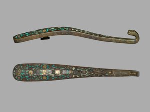 Hebilla de cinturón, Dinastía Zhou Oriental, 770-221 a.C. de Eastern Zhou Dynasty Chinese School