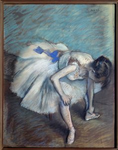 Bailarina sentada de Edgar Degas