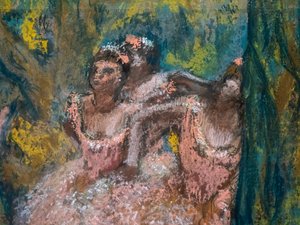 Tres bailarinas con faldas de color salmón (detalle) de Edgar Degas