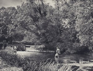 Bajo el molino, cerca de Andover (foto en blanco y negro) de Edward Alfred Barton
