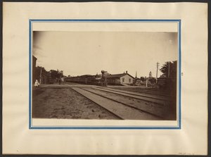 [Estación de tren, Maple City]