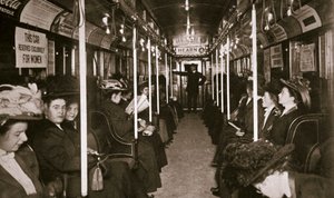 Tren del metro del río Hudson, Nueva York, EE.UU., c. 1901 de Edwin Levick
